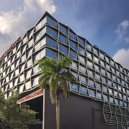 Travelodge Harbourfront Singapore Exteriör bild